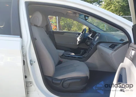 2016 Hyundai Sonata Se из США, поврежденный, VIN 5NPE24AF3GH302986